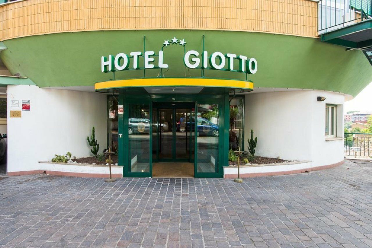 Hotel Giotto Rome Exterior photo